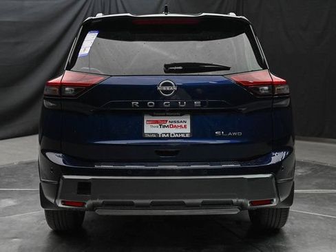 New 2025 Nissan Rogue SL w/ SL Premium Package AWD/4WD image 12