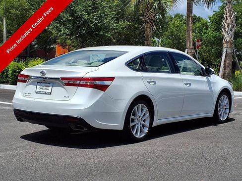Used 2013 Toyota Avalon XLE Touring FWD image 7