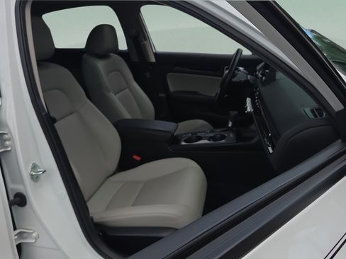 Used 2024 Honda Civic EX-L image 16