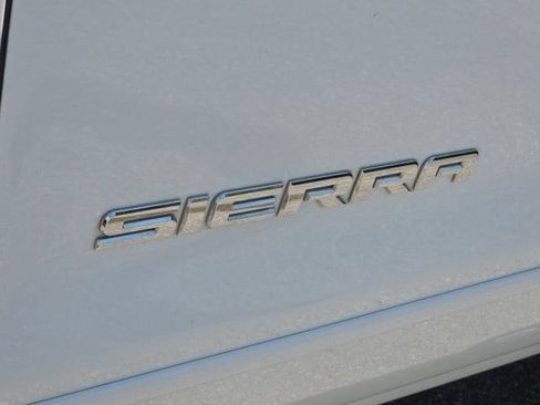 Used 2018 GMC Sierra 1500 SLE w/ SLE Value Package RWD image 11