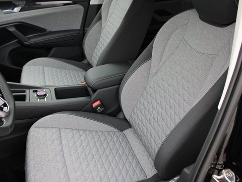 New 2025 Volkswagen Tiguan S image 4