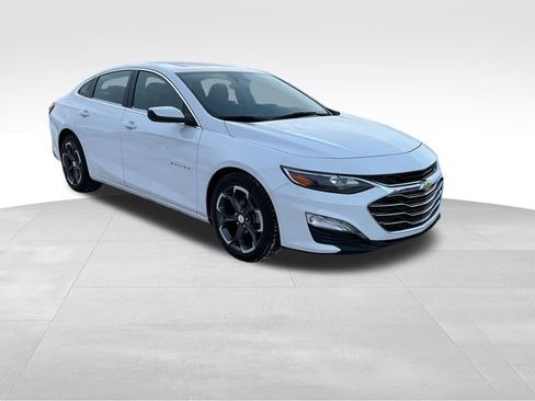 Used 2023 Chevrolet Malibu LT image 9