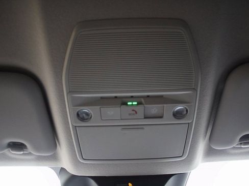 New 2026 Nissan Kicks SR w/ Cold Weather Package image 16