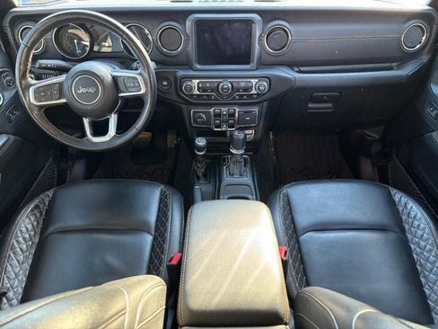 Used 2021 Jeep Wrangler Unlimited Sahara image 11