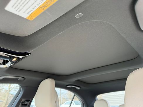 Used 2024 Mercedes-Benz C 300 4MATIC Sedan image 25