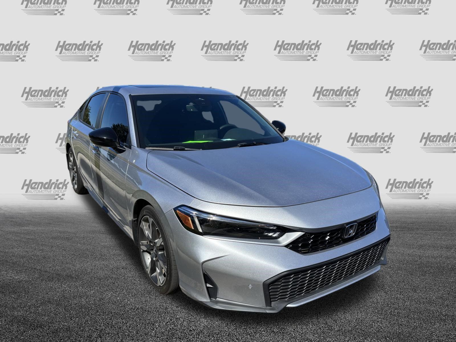 Used 2025 Honda Civic Sport Touring image 2