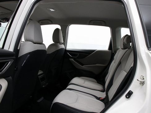 Used 2022 Subaru Forester image 12