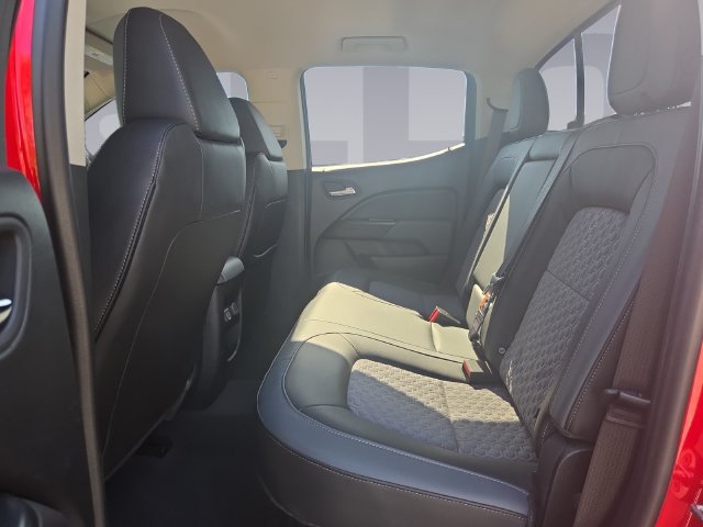 Used 2020 Chevrolet Colorado Z71 AWD/4WD image 16
