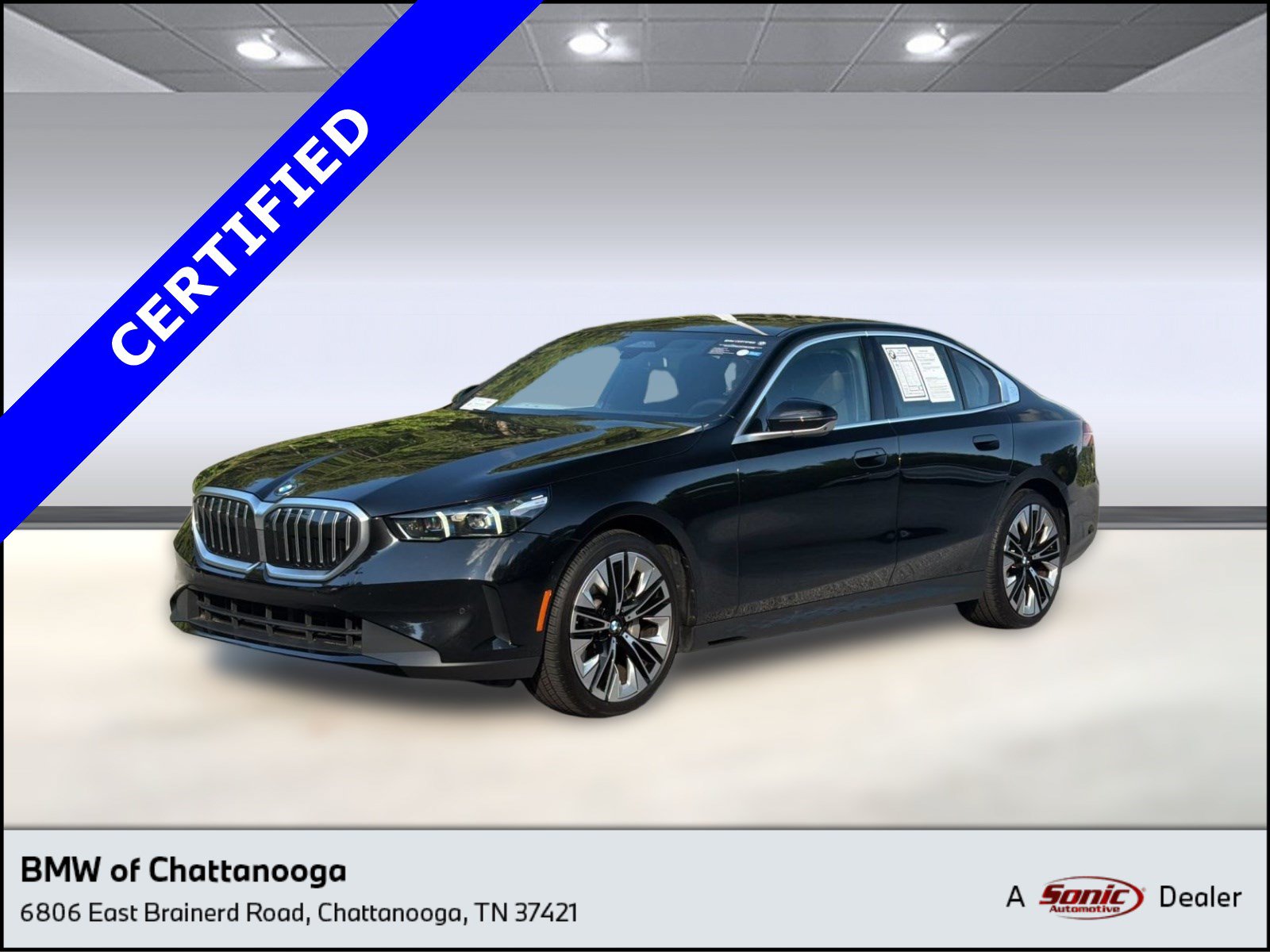 Certified 2026 BMW 530i RWD image 1