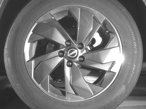 Used 2025 Nissan Rogue SV FWD image 12