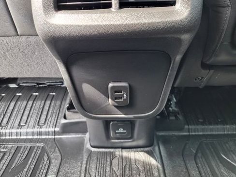 Used 2023 GMC Terrain SLT w/ LPO, Floor Liner Package FWD image 39