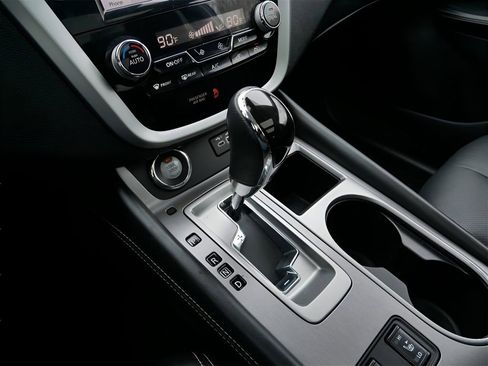 Used 2021 Nissan Murano SL w/ SL Moonroof Package image 24