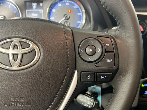 Used 2017 Toyota Corolla SE FWD image 20