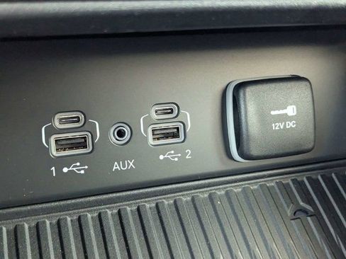 New 2026 Jeep Grand Cherokee Altitude image 23