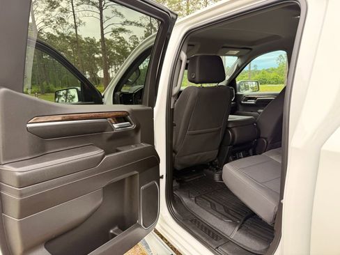 Used 2023 GMC Sierra 1500 SLE AWD/4WD image 23