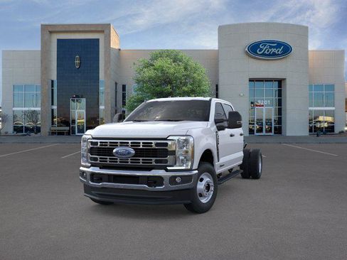 New 2026 Ford F350 XL w/ XL Chrome Package AWD/4WD image 2