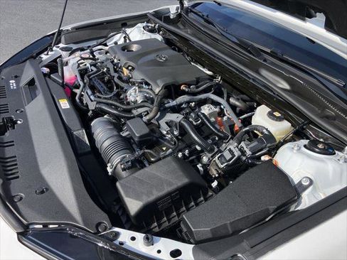 Certified 2025 Toyota Camry SE image 31