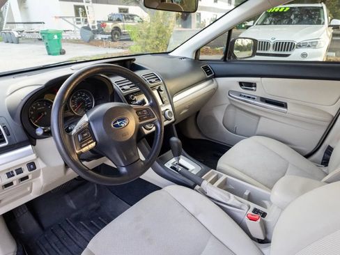 Used 2015 Subaru Crosstrek 2.0i Premium w/ Moonroof Package AWD/4WD image 2