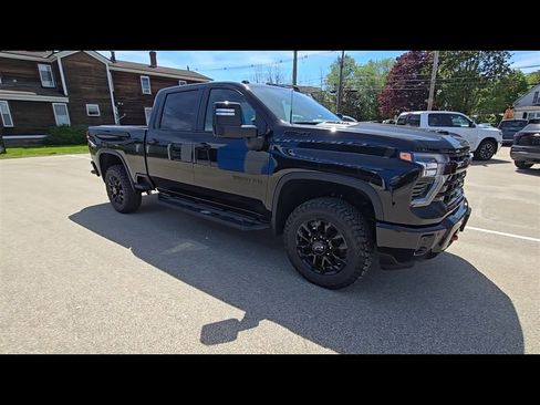 New 2026 Chevrolet Silverado 2500 LT w/ Trail Boss Package AWD/4WD image 2