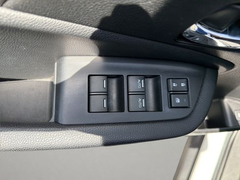 Used 2022 Honda Pilot Special Edition image 24