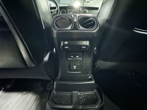 Used 2018 Jeep Wrangler Unlimited Sahara w/ Dual Top Group image 16