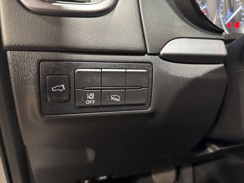 Used 2023 MAZDA CX-9 Touring image 19