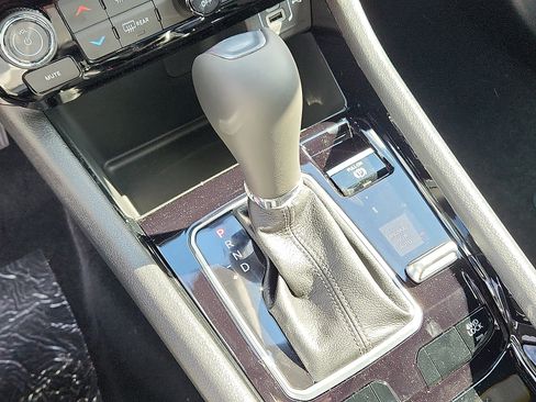 New 2026 Jeep Compass Limited image 10