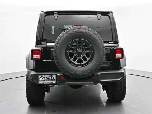 Used 2023 Jeep Wrangler Unlimited Sport AWD/4WD image 6