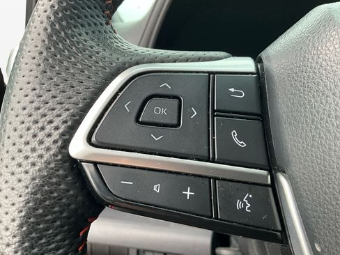 Used 2024 Toyota Sienna XSE w/ XSE Plus Package FWD image 17