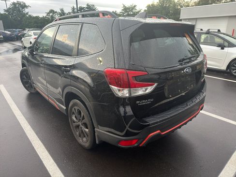 Used 2023 Subaru Forester Sport AWD/4WD image 3