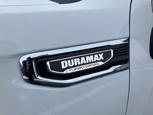 Used 2021 GMC Sierra 1500 SLE image 9