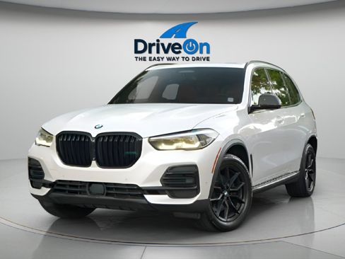 Used 2022 BMW X5 xDrive40i AWD/4WD image 16