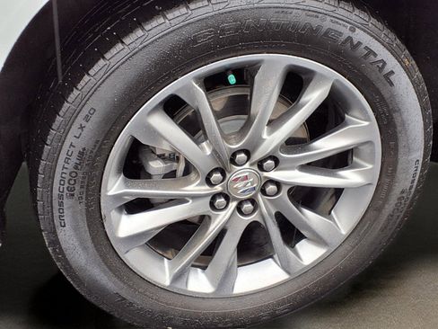 Used 2023 Buick Enclave Avenir AWD/4WD image 34