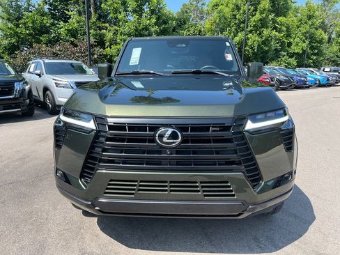 Used 2025 Lexus GX 550 w/ Accessory Package (Z1) AWD/4WD image 36