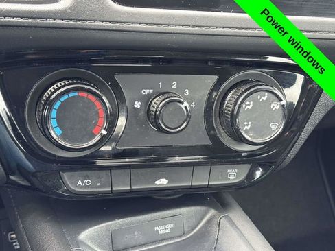 Used 2021 Honda HR-V LX image 16