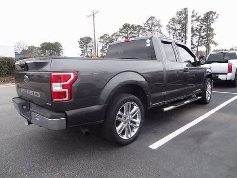 Used 2020 Ford F150 XLT image 7