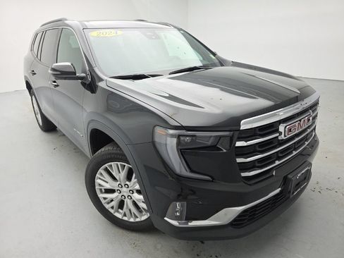 Used 2024 GMC Acadia Elevation w/ LPO, Floor Liner Package AWD/4WD image 2