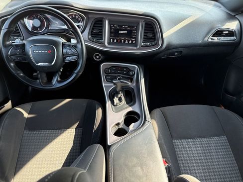 Used 2022 Dodge Challenger R/T image 11