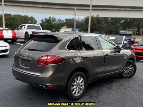 Used 2014 Porsche Cayenne S AWD/4WD image 6