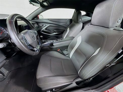 Used 2022 Chevrolet Camaro LT RWD image 11