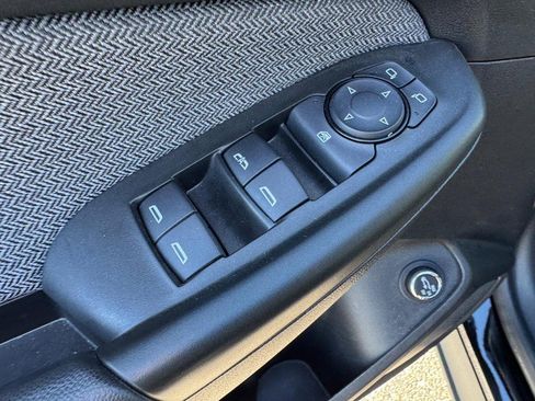 Certified 2025 Chevrolet TrailBlazer LT w/ Convenience Package image 15