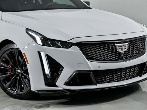 Used 2023 Cadillac CT5 V Blackwing w/ Driver Assist Package RWD image 3