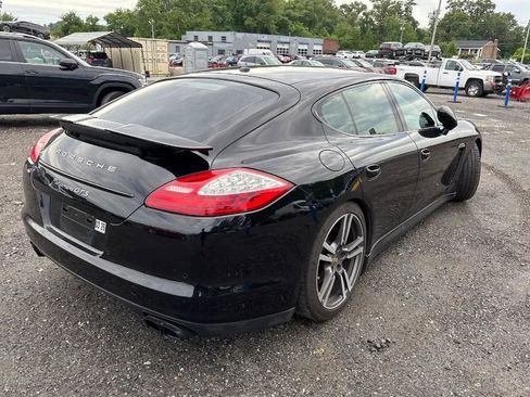 Used 2013 Porsche Panamera GTS AWD/4WD image 3