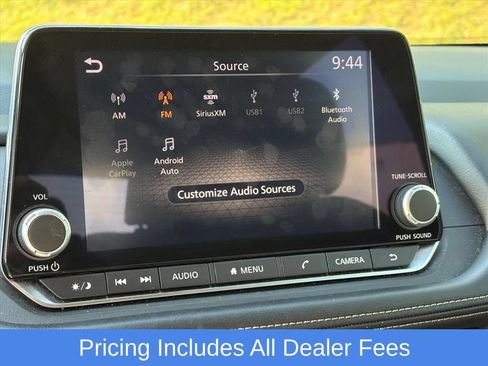 Used 2025 Nissan Rogue SV AWD/4WD image 10