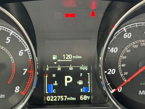 Used 2025 Mitsubishi Outlander Sport AWD image 19