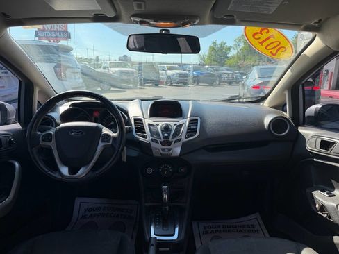 Used 2013 Ford Fiesta SE FWD image 20
