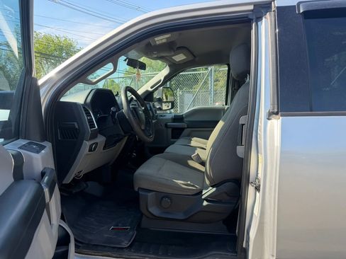 Used 2017 Ford F250 XLT AWD/4WD image 26