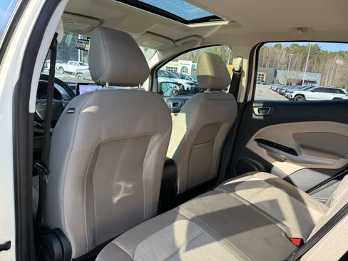 Used 2021 Ford EcoSport SE image 28