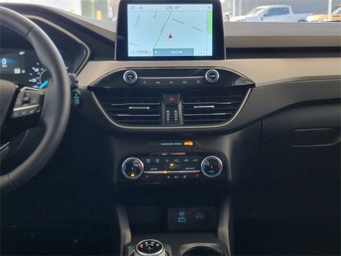 Certified 2022 Ford Escape SEL image 27