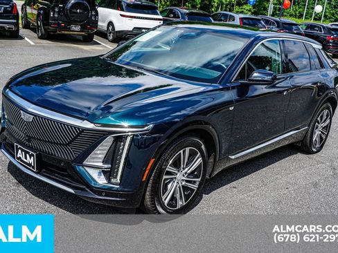 Used 2024 Cadillac Lyriq Luxury AWD/4WD image 15